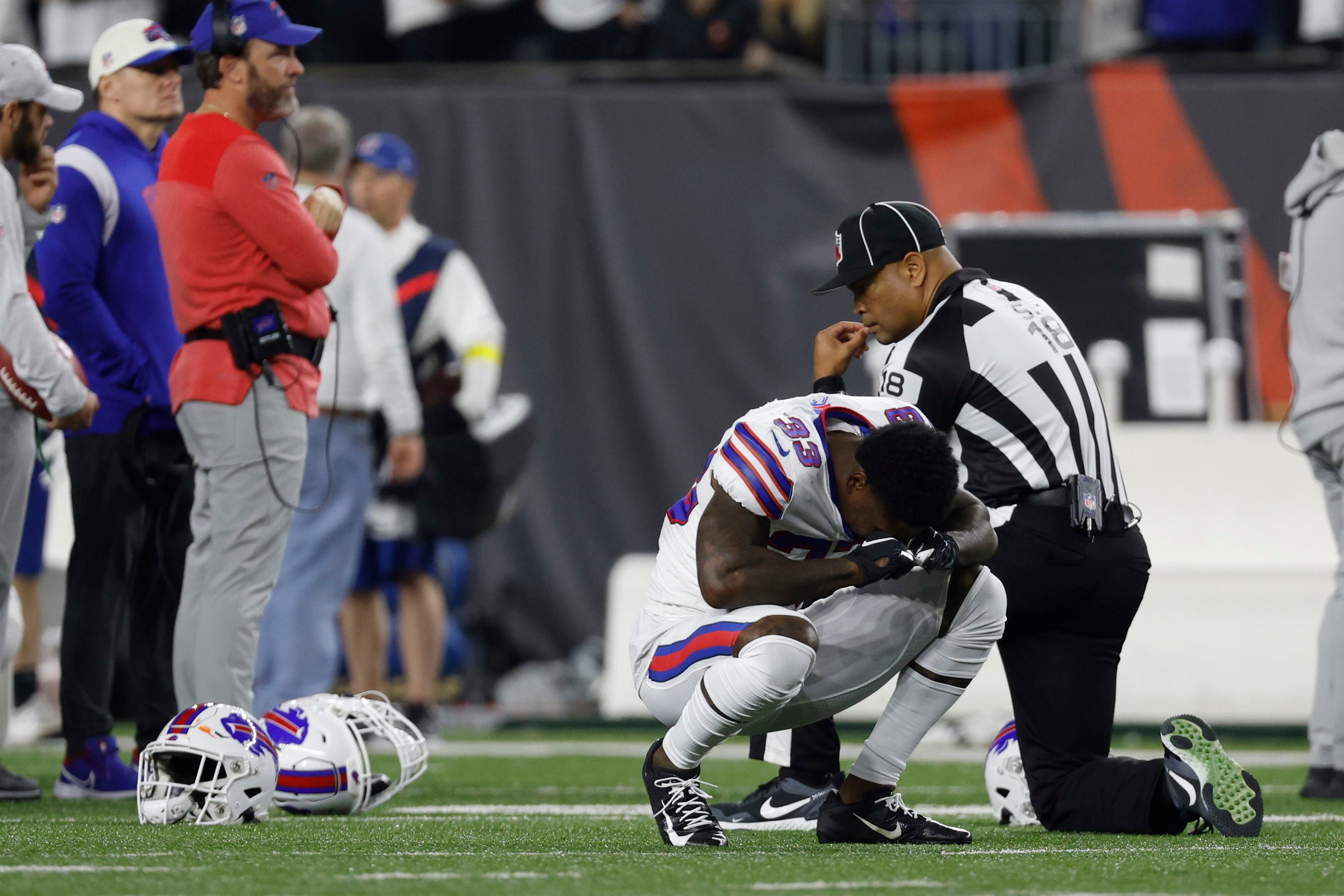 Bengals' Zac Taylor lauds Bills coach, medical staff in first press  conference since Monday's game